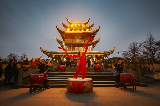 越“夜”越精彩 夜游文旅演藝賦能城鎮(zhèn)夜經(jīng)濟(jì)-6